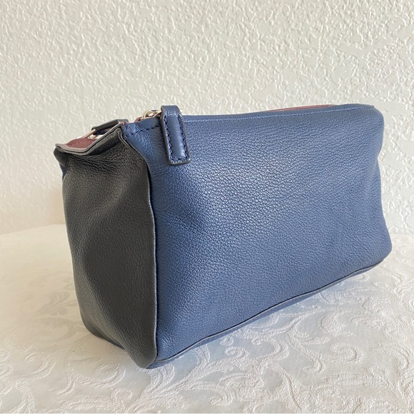 Givenchy pebbled colorblock leather shoulder bag - Picture 5 of 15